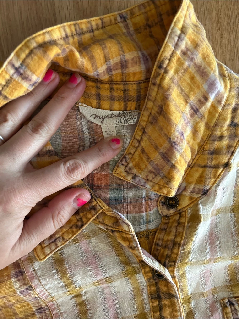 Mystree Yellow & White Plaid Cotton Raw Hem Flannel Button Up Shirt medium - Picture 3 of 11